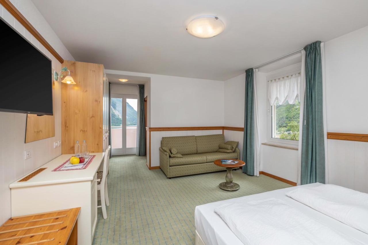 Hotel Londra Slow Living Molveno Kültér fotó