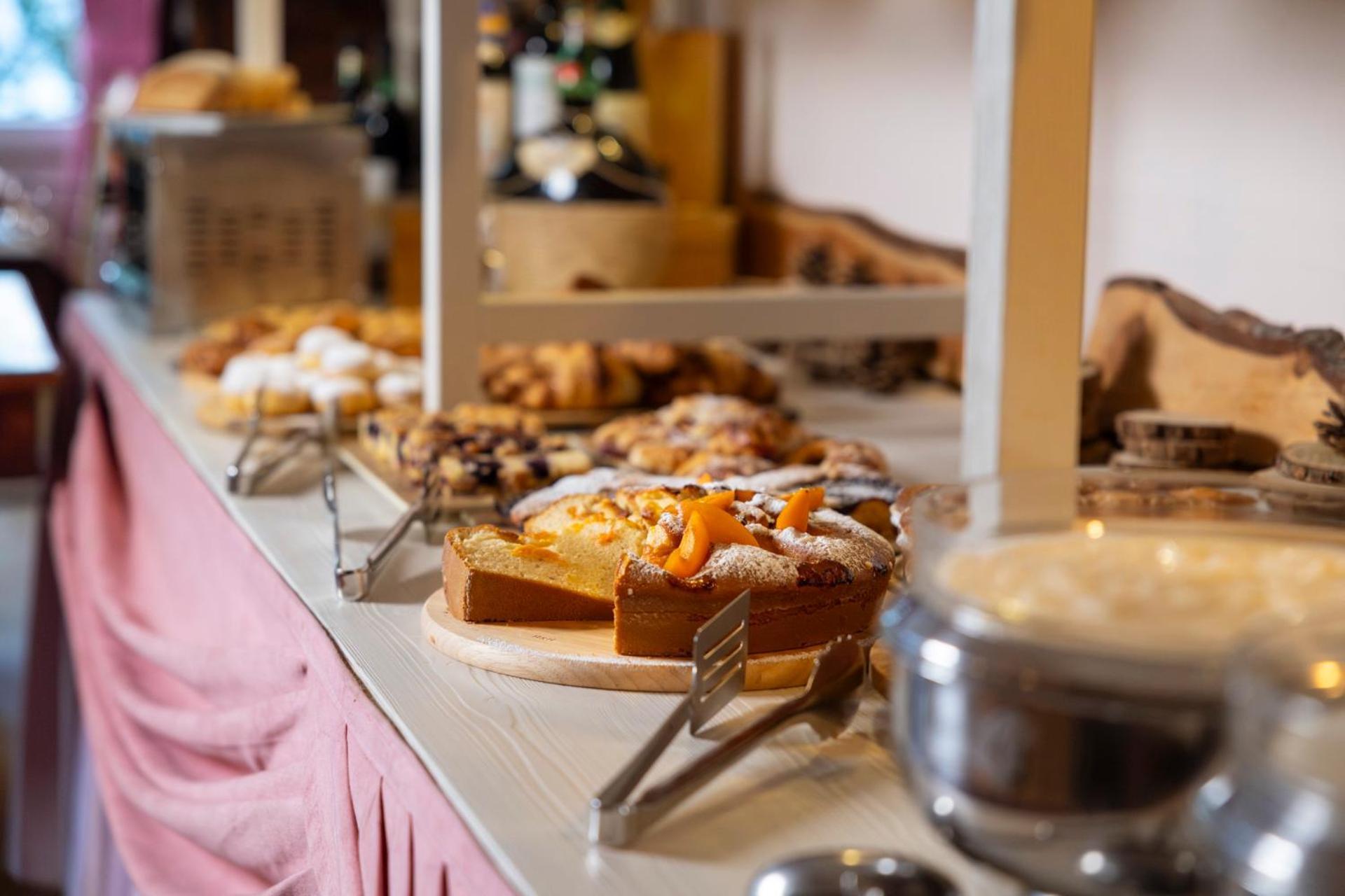Hotel Londra Slow Living Molveno Kültér fotó
