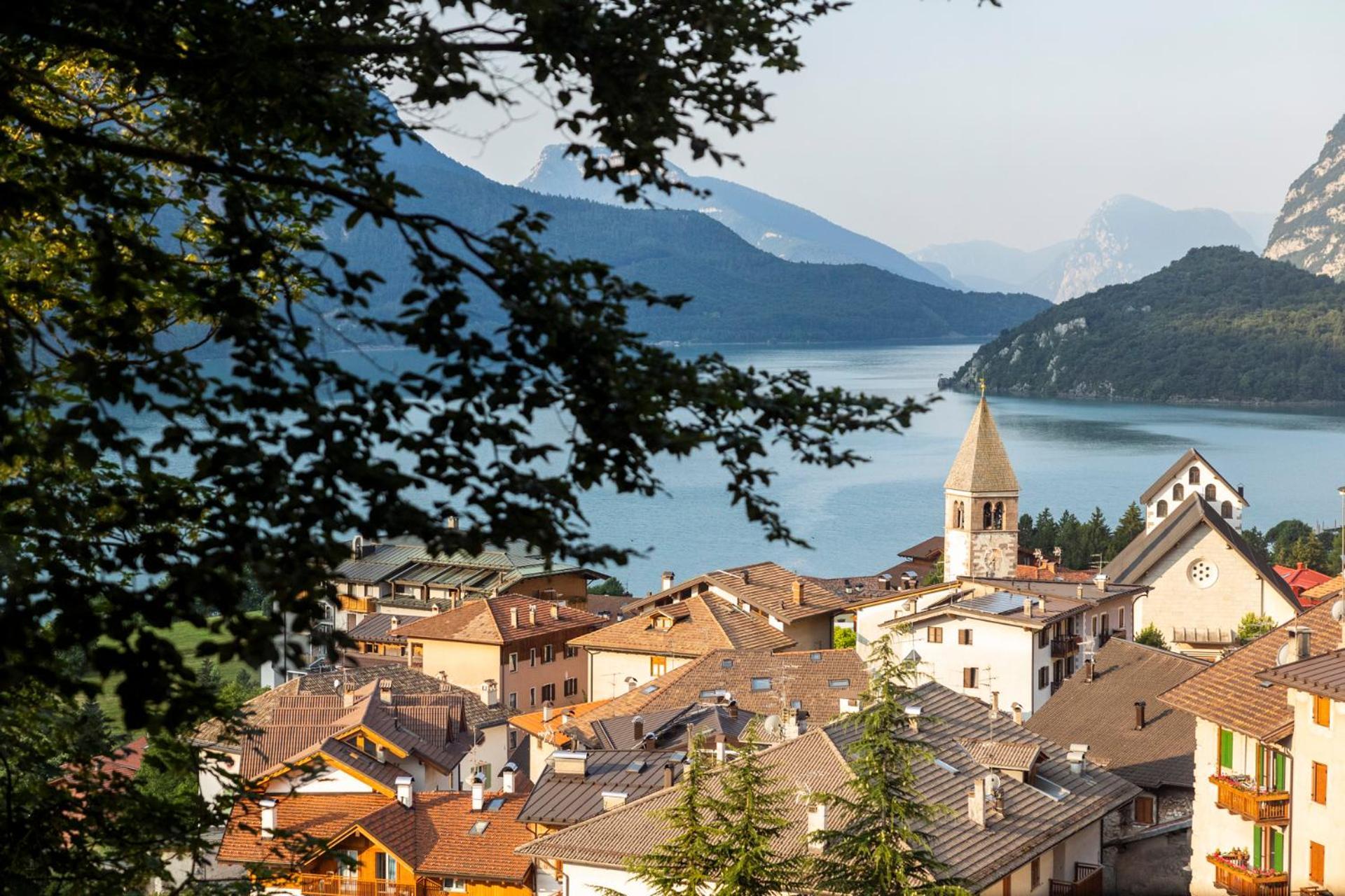 Hotel Londra Slow Living Molveno Kültér fotó